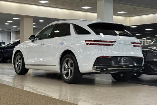 2026 Genesis GV70 2.5T