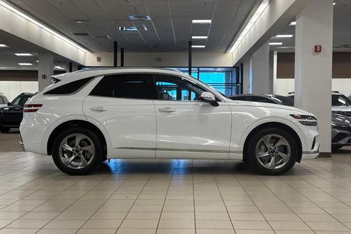 2026 Genesis GV70 2.5T