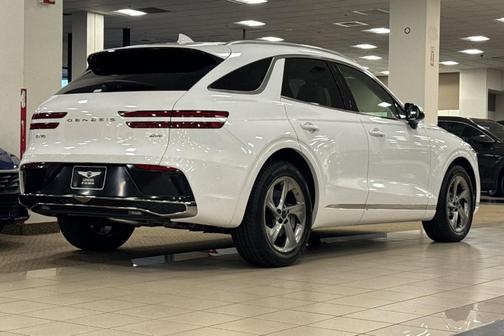2026 Genesis GV70 2.5T Select