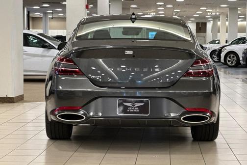 2026 Genesis G70 2.5T Standard