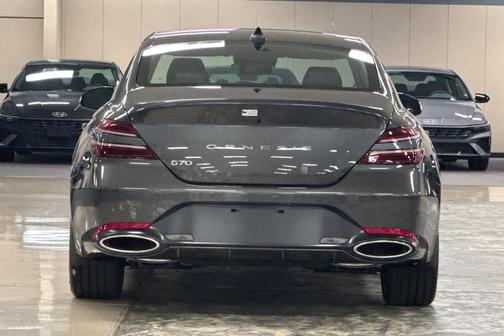 2026 Genesis G70 2.5T Standard