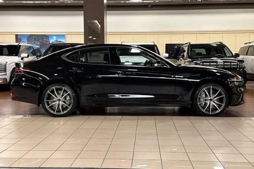 2026 Genesis G70 2.5T Prestige