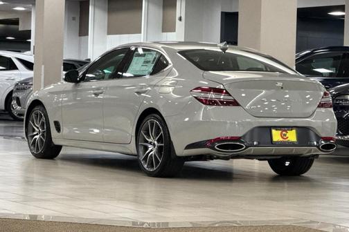 2026 Genesis G70 2.5T Standard