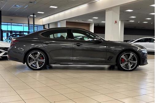 2025 Genesis G70 3.3T Sport Advanced