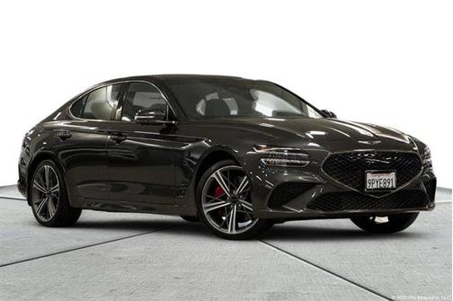 2025 Genesis G70 3.3T Sport Advanced