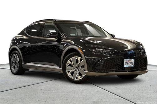 2025 Genesis GV60 Standard