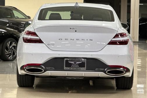 2026 Genesis G70 2.5T Prestige