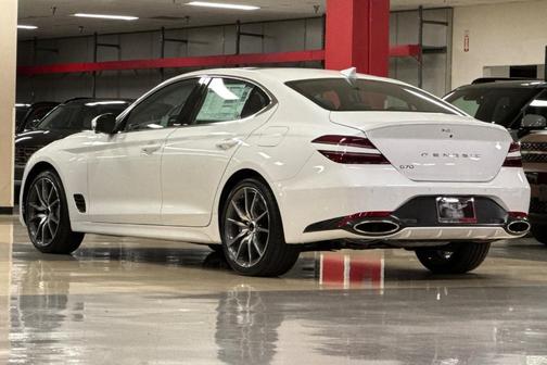2026 Genesis G70 2.5T Prestige
