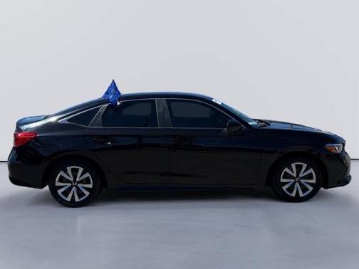 Crystal Black Pearl 2022 Honda Civic LX