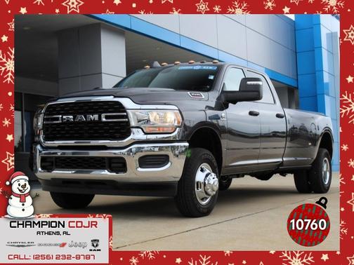 2024 RAM 3500 Tradesman Crew Cab 4x4 8' Box