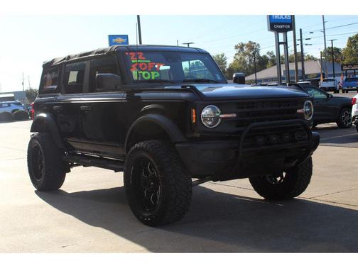 2022 Ford Bronco 