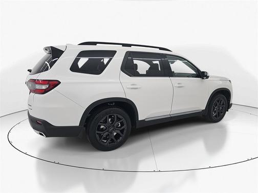 2025 Honda Pilot Touring+