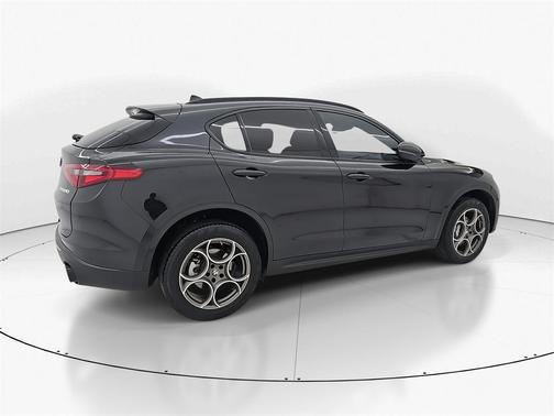 2022 Alfa Romeo Stelvio Sprint