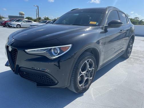 2022 Alfa Romeo Stelvio Sprint
