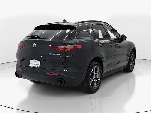 2022 Alfa Romeo Stelvio Sprint
