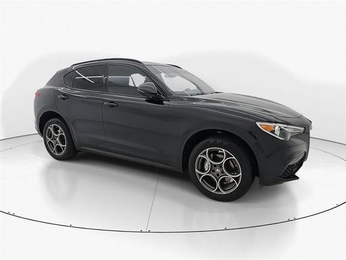 2022 Alfa Romeo Stelvio Sprint