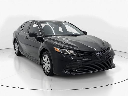 2020 Toyota Camry Hybrid LE