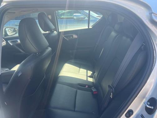 2013 Lexus CT 200h Base