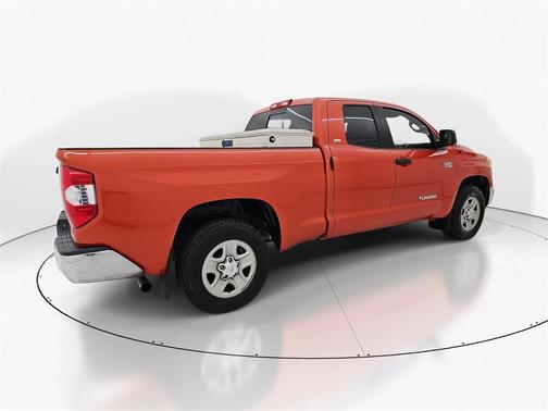 2017 Toyota Tundra SR5