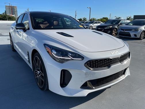 2022 Kia Stinger GT2