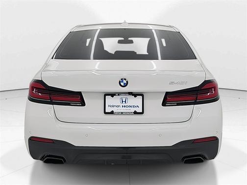2022 BMW 540 i