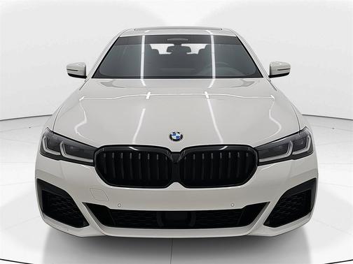 2022 BMW 540 i