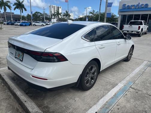 2023 Honda Accord EX