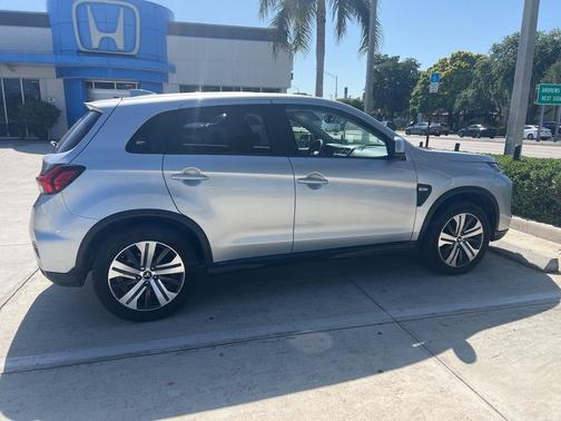 2022 Mitsubishi Outlander Sport 2.0 ES