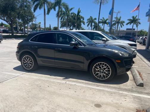 2018 Porsche Macan S