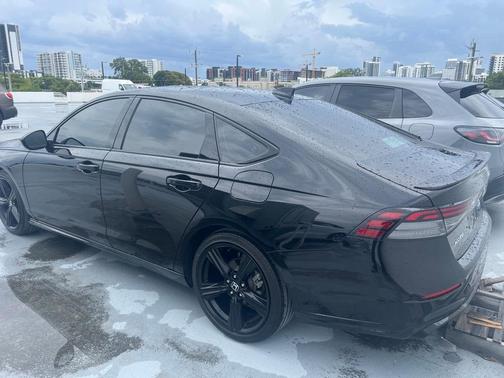 2023 Honda Accord Hybrid Sport-L