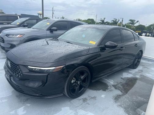 2023 Honda Accord Hybrid Sport-L
