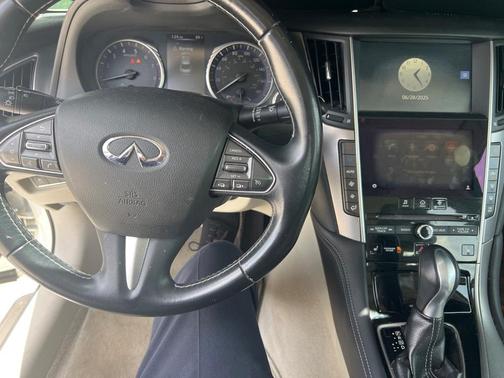 2014 INFINITI Q50 Premium