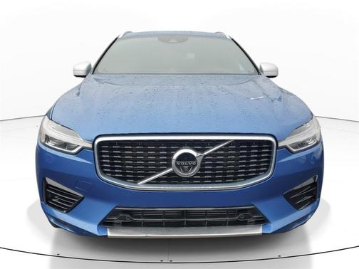 2019 Volvo XC60 Recharge Plug-In Hybrid T8 R-Design