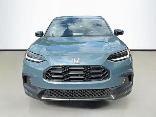 Nordic Forest Pearl 2025 Honda HR-V 2WD Sport