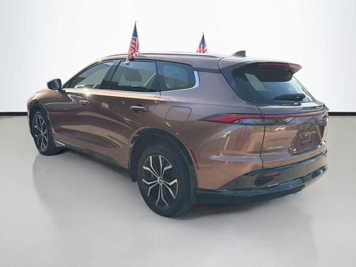 Bronze Age 2025 Toyota Crown Signia XLE