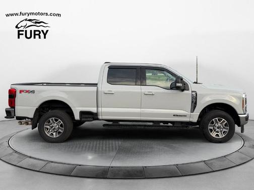 Avalanche 2025 Ford F-350 Lariat Super Duty
