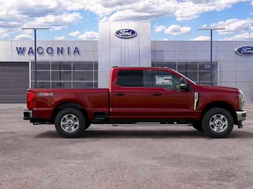 Ruby Red Metallic Tinted Clearcoat 2027 Ford F-350 XLT