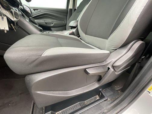 2016 Ford Escape S