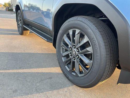 2025 Toyota Land Cruiser Base