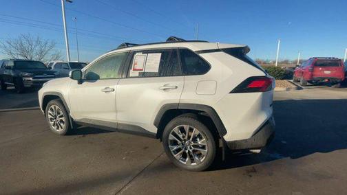 2025 Toyota RAV4 XLE Premium