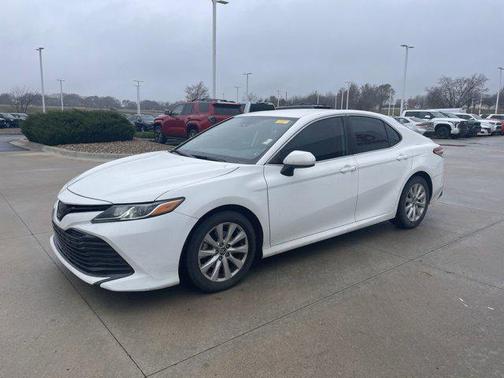 2019 Toyota Camry LE