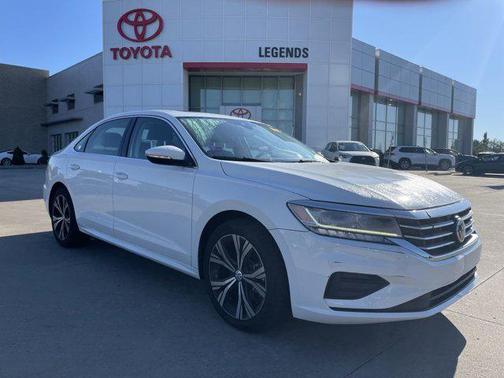2022 Volkswagen Passat 2.0T SE