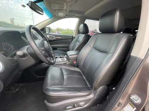 2014 Nissan Pathfinder SL