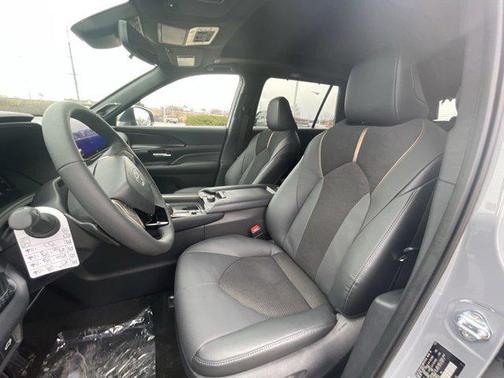 2026 Toyota Grand Highlander Hybrid Platinum MAX