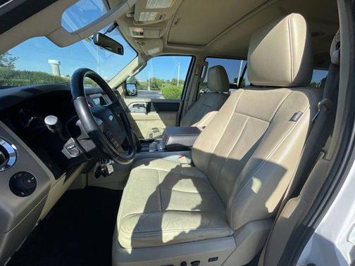 2017 Ford Expedition EL XLT