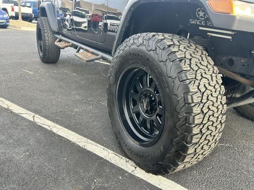 2021 Jeep Gladiator 80th Anniversary 4x4