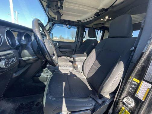 2021 Jeep Gladiator Sport