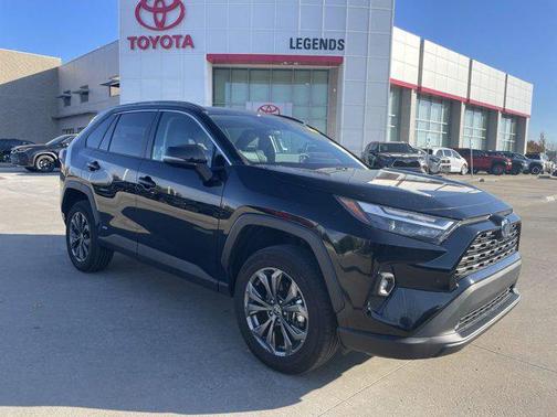 2024 Toyota RAV4 Hybrid XLE Premium