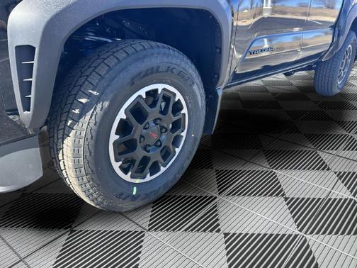 2026 Toyota Tacoma Hybrid TRD Off Road