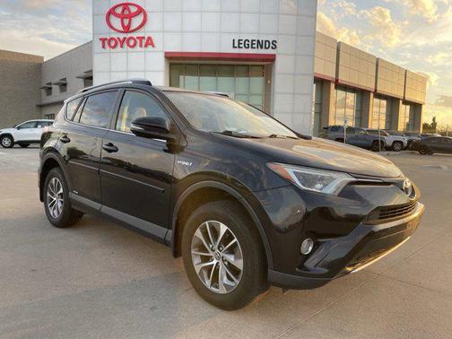 2016 Toyota RAV4 Hybrid XLE